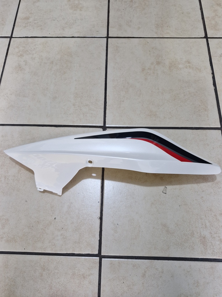 CR1 150 NEW - TAPA TRASERA LH BLANCO